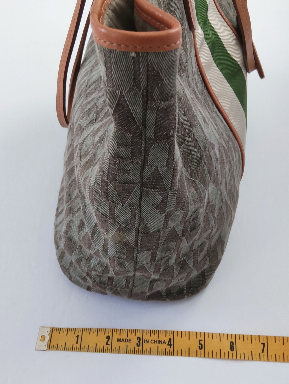 Furla Canvas Tote Bag with Green Stripe and Tan Lether Trim. Pre-owned. - Picture 13 of 13